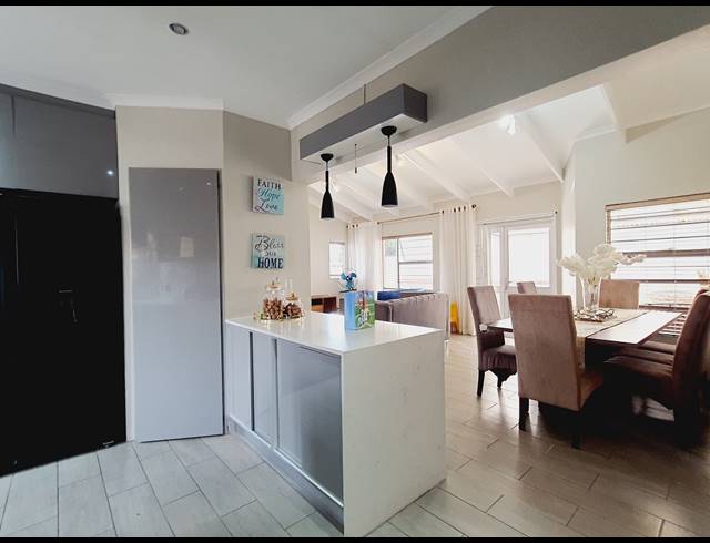 3 BEDROOM CLUSTER RENTED IN HALFWAY GARDENS